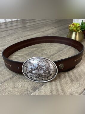 Nocona Women's Brown Leather Western Belt  Flying Eagle Oval Buckle 37044 Sz 34